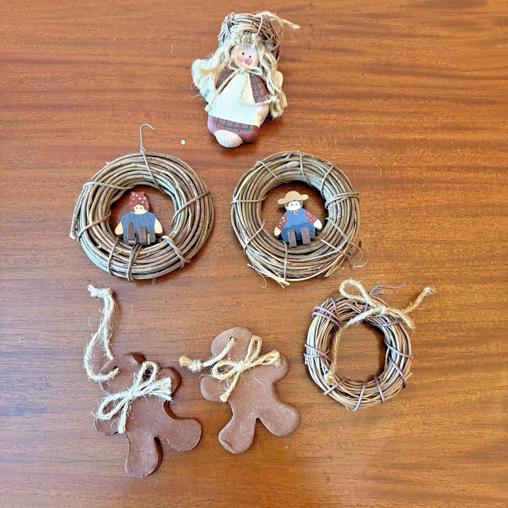 Rustic Country Christmas Wooden Ornaments Lot (6) 90's Farmhouse Cottage Core